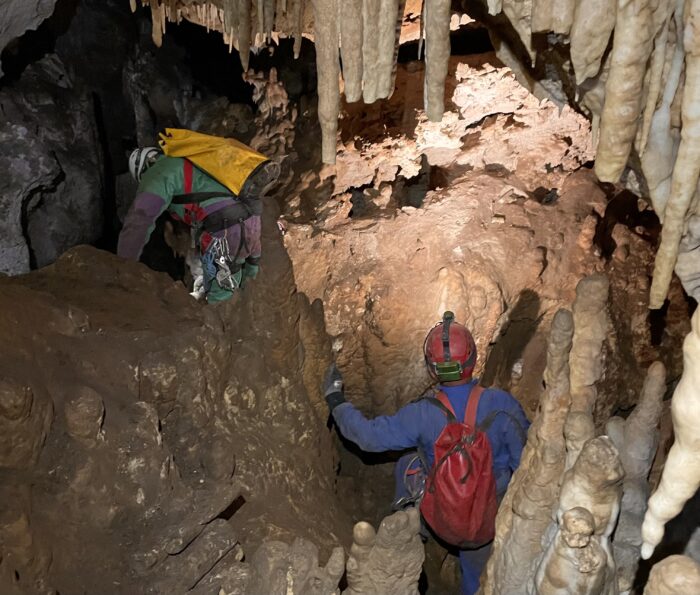 Gruppo Grotte e Forre alla grotta Pozzi della Piana
